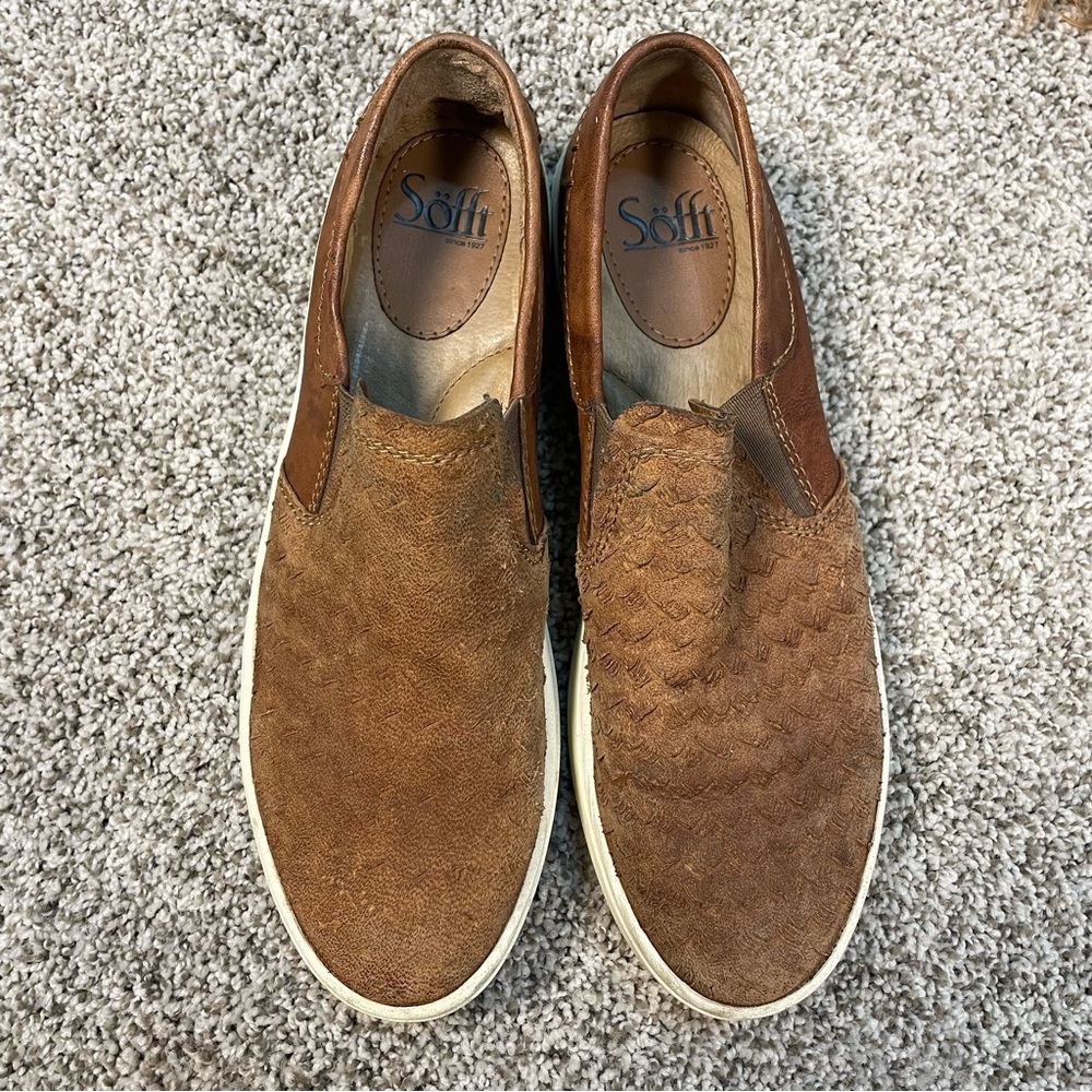 Sofft women’s 8 Brown Slip-On Shoes